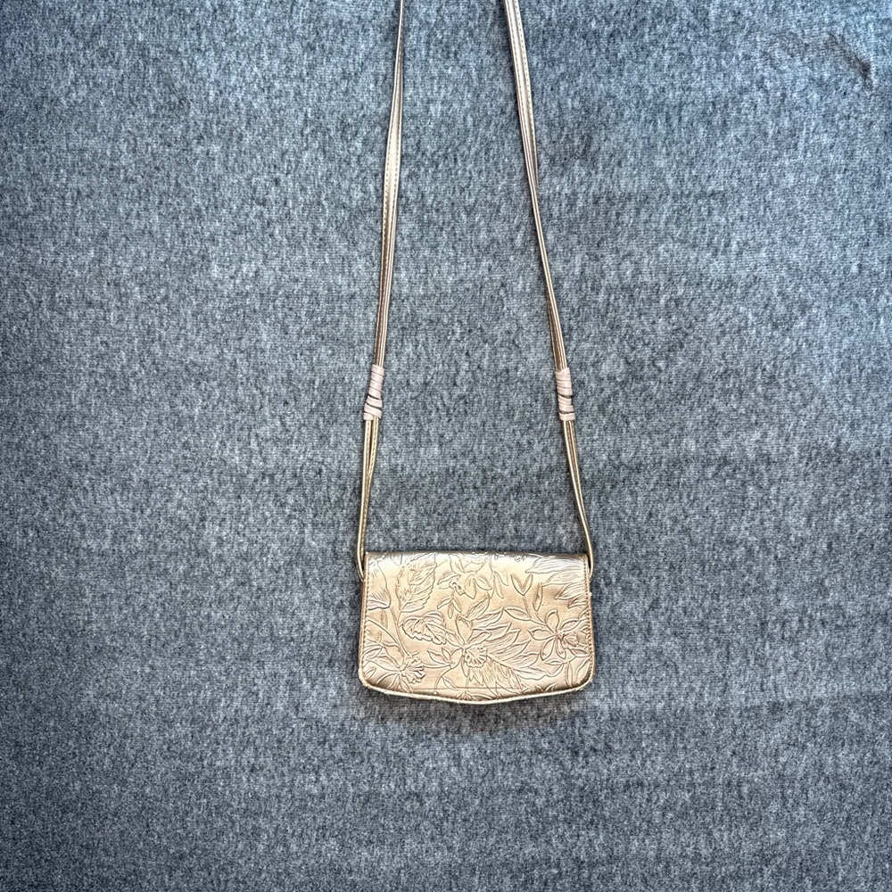 Sondra Roberts Crossbody Gold Embossed‎ - Picture 3 of 11